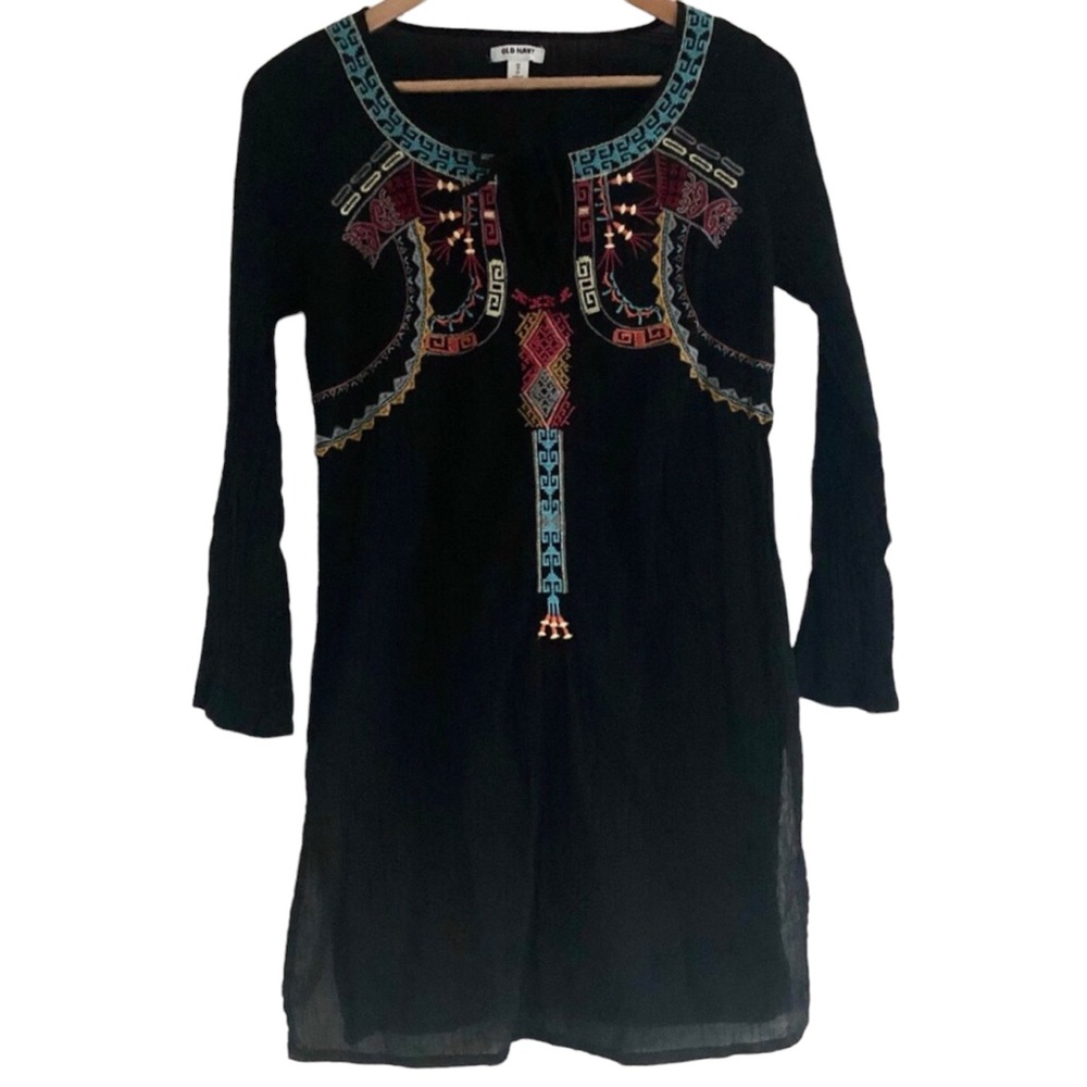 LAST CHANCE! Old Navy Women’s Long Sleeve Embroidered Cotton Shift Dress, Black